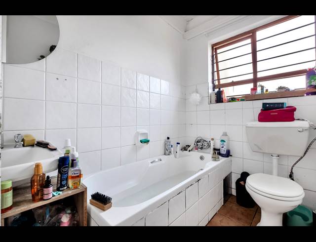 1 BEDROOM APARTMENT FOR SALE IN FERNDALE
